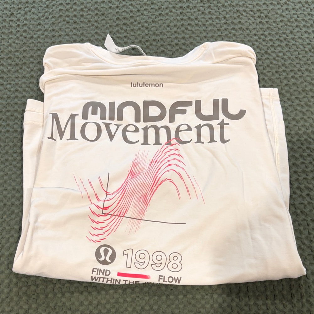 Lululemon Cream Tee vintage